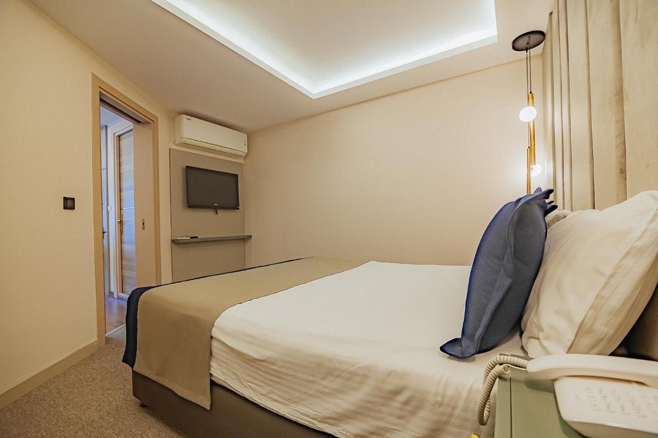 The Milltown Hotel อิสตันบูล ภายนอก รูปภาพ